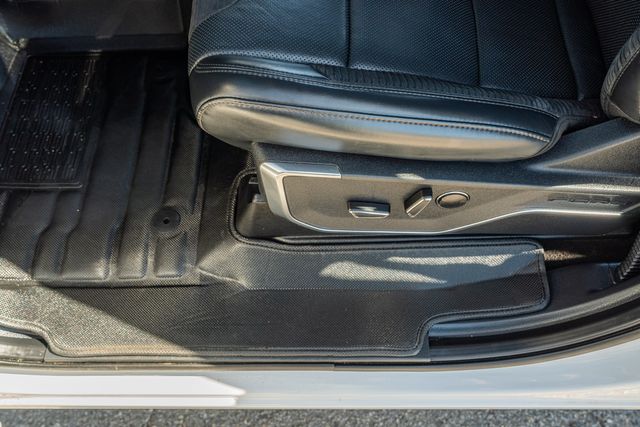 2021 Ford F-150 Raptor CREW CAB 4X4 801A PKG / LOADED W/ UPGRADES | Austin, TX | Rocky Mountain Truck Stop Austin 2021 Ford F-150 Raptor CREW CAB 4X4 801A PKG / LOADED W/ UPGRADES | Austin, TX | Rocky Mountain Truck Stop Austin