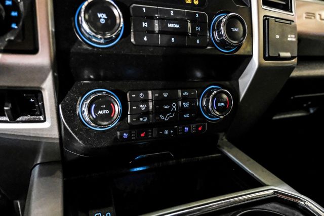 2021 Ford F-250 Super Duty Lariat | Addison, TX | Mr Car Guys