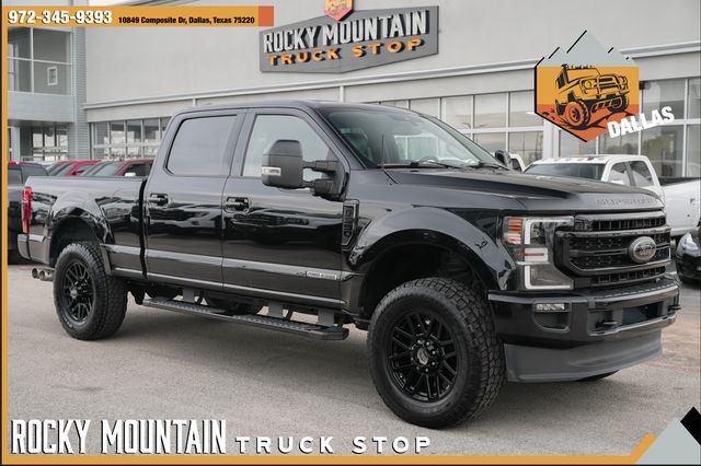 2021 Ford F-250 Super Duty Lariat FX4 W/ UPGRADES / BLACKOUT PACKAGE / LOADED | Austin, TX | Rocky Mountain Truck Stop Austin