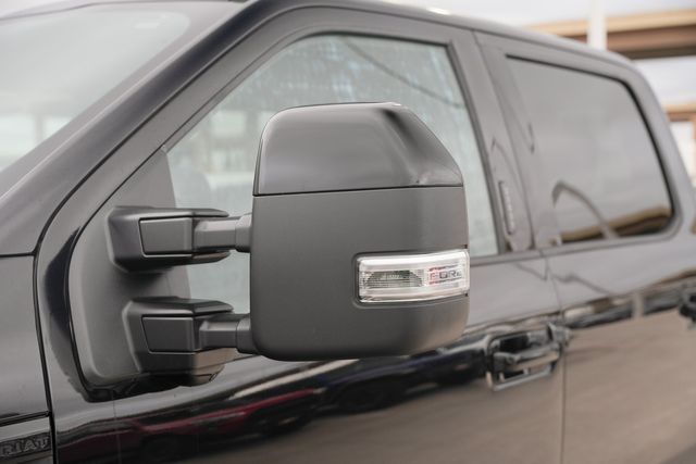 2021 Ford F-250 Super Duty Lariat FX4 W/ UPGRADES / BLACKOUT PACKAGE / LOADED | Austin, TX | Rocky Mountain Truck Stop Austin