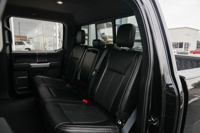 2021 Ford F-250 Super Duty Lariat FX4 W/ UPGRADES / BLACKOUT PACKAGE / LOADED | Austin, TX | Rocky Mountain Truck Stop Austin