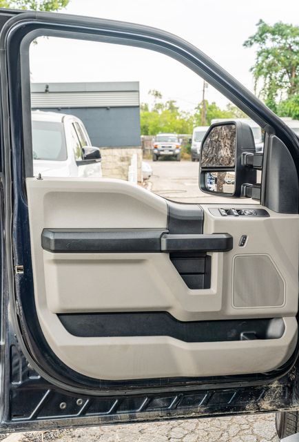 2021 Ford F-350 Super Duty XL CREW CAB LONG BED FX4 CLEAN CARFAX / DIESEL 4X4 | Austin, TX | Rocky Mountain Truck Stop Austin 2021 Ford F-350 Super Duty XL CREW CAB LONG BED FX4 CLEAN CARFAX / DIESEL 4X4 | Austin, TX | Rocky Mountain Truck Stop Austin