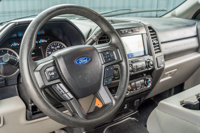 2021 Ford F-350 Super Duty XL CREW CAB LONG BED FX4 CLEAN CARFAX / DIESEL 4X4 | Austin, TX | Rocky Mountain Truck Stop Austin 2021 Ford F-350 Super Duty XL CREW CAB LONG BED FX4 CLEAN CARFAX / DIESEL 4X4 | Austin, TX | Rocky Mountain Truck Stop Austin