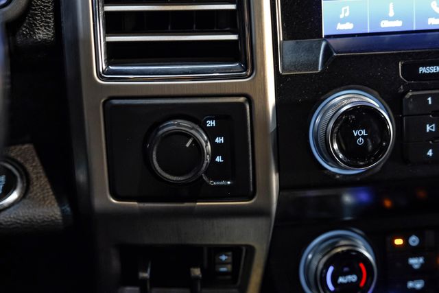 2021 Ford F-450 Super Duty Platinum FX4 Pano Roof POWER BOARDS CM HAULER BED | Dallas, TX | East Dallas Diesel 2021 Ford F-450 Super Duty Platinum FX4 Pano Roof POWER BOARDS CM HAULER BED | Dallas, TX | East Dallas Diesel