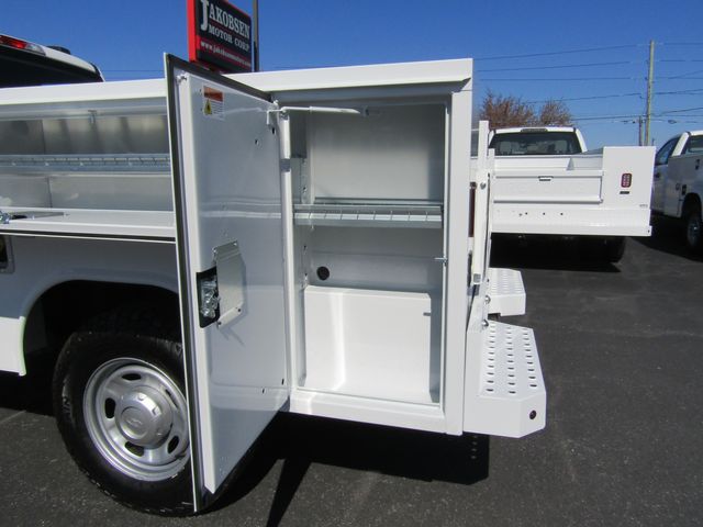 2021 Ford F250 Extended Cab 4x4 with New 8' Reading Utility Bed