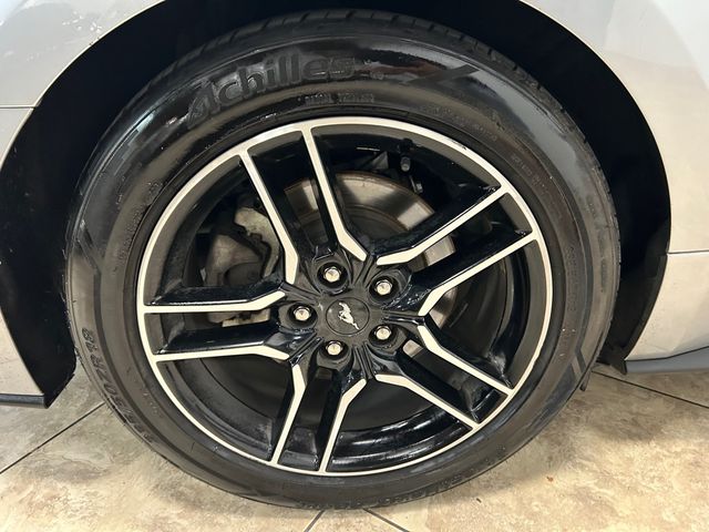 2021 Ford Mustang ECOBOOST