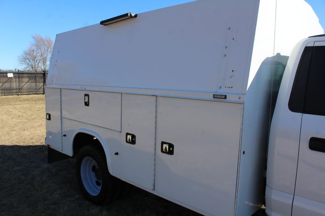 2021 Ford F-550  | Roscoe, IL | Autoland Outlets