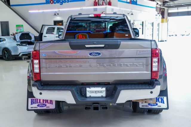 2021 Ford Super Duty F-350 DRW Pickup LARIAT | New York, NY | Spincar Demo Account