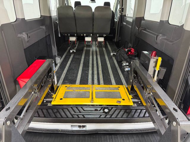 2021 Ford Transit 350 XLT 3dr LWB Medium Roof Passenger Van | Houston, TX | Houston Auto Credit