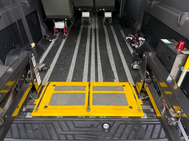 2021 Ford Transit 350 XLT 3dr LWB Medium Roof Passenger Van | Houston, TX | Houston Auto Credit