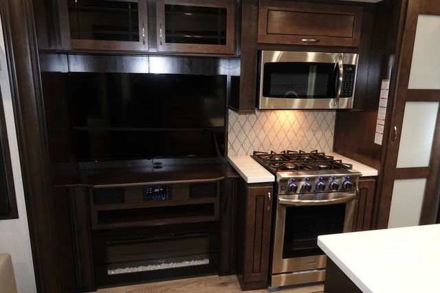 2021 Forest River CEDAR CREEK 37MBH | Loganville, Georgia | Executive Auto 2021 Forest River CEDAR CREEK 37MBH | Loganville, Georgia | Executive Auto