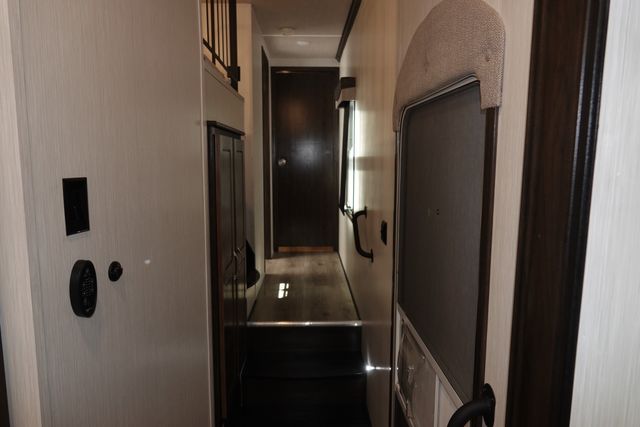 2021 Forest River CEDAR CREEK 37MBH | Loganville, Georgia | Executive Auto 2021 Forest River CEDAR CREEK 37MBH | Loganville, Georgia | Executive Auto