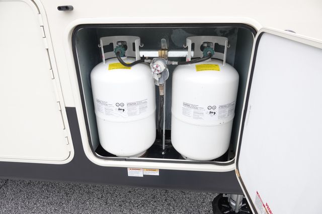 2021 Forest River CEDAR CREEK 37MBH | Loganville, Georgia | Executive Auto 2021 Forest River CEDAR CREEK 37MBH | Loganville, Georgia | Executive Auto