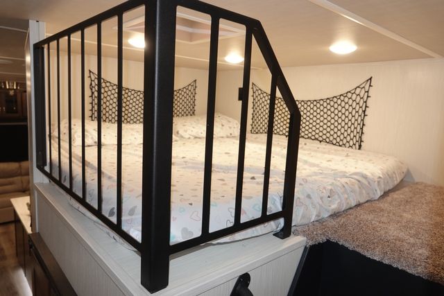 2021 Forest River CEDAR CREEK 37MBH | Loganville, Georgia | Executive Auto 2021 Forest River CEDAR CREEK 37MBH | Loganville, Georgia | Executive Auto