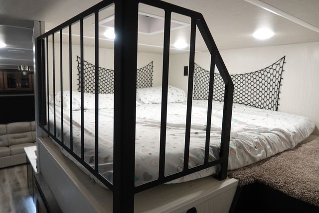 2021 Forest River CEDAR CREEK 37MBH | Loganville, Georgia | Executive Auto 2021 Forest River CEDAR CREEK 37MBH | Loganville, Georgia | Executive Auto