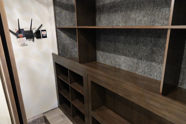 2021 Forest River CEDAR CREEK 37MBH | Loganville, Georgia | Executive Auto 2021 Forest River CEDAR CREEK 37MBH | Loganville, Georgia | Executive Auto