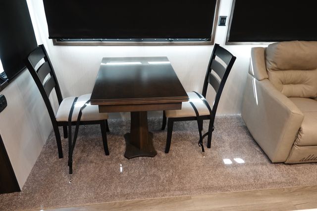 2021 Forest River CEDAR CREEK 37MBH | Loganville, Georgia | Executive Auto 2021 Forest River CEDAR CREEK 37MBH | Loganville, Georgia | Executive Auto