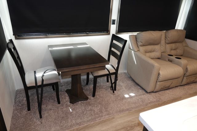 2021 Forest River CEDAR CREEK 37MBH | Loganville, Georgia | Executive Auto 2021 Forest River CEDAR CREEK 37MBH | Loganville, Georgia | Executive Auto