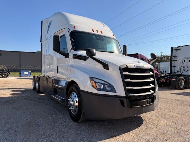 2021 Freightliner CASCADIA 126 | Dallas, TX | Infinity Trucks 2021 Freightliner CASCADIA 126 | Dallas, TX | Infinity Trucks