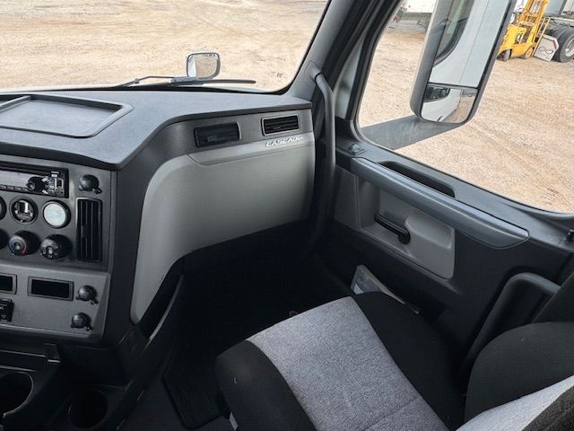 2021 Freightliner CASCADIA 126 | Dallas, TX | Infinity Trucks 2021 Freightliner CASCADIA 126 | Dallas, TX | Infinity Trucks