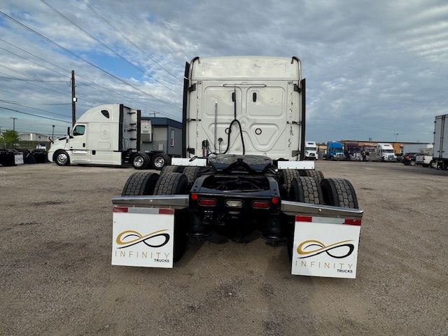 2021 Freightliner CASCADIA 126  | Dallas, TX | Infinity Trucks