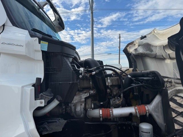 2021 Freightliner CASCADIA  | Dallas, TX | Infinity Trucks