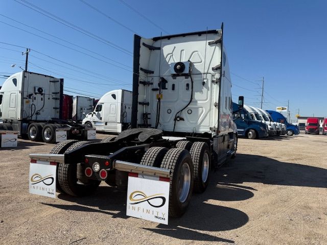 2021 Freightliner WALMART CASCADIA 126 -APU | Dallas, TX | Infinity Trucks 2021 Freightliner WALMART CASCADIA 126 -APU | Dallas, TX | Infinity Trucks