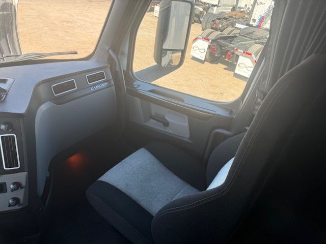 2021 Freightliner WALMART CASCADIA 126-APU | Dallas, TX | Infinity Trucks 2021 Freightliner WALMART CASCADIA 126-APU | Dallas, TX | Infinity Trucks