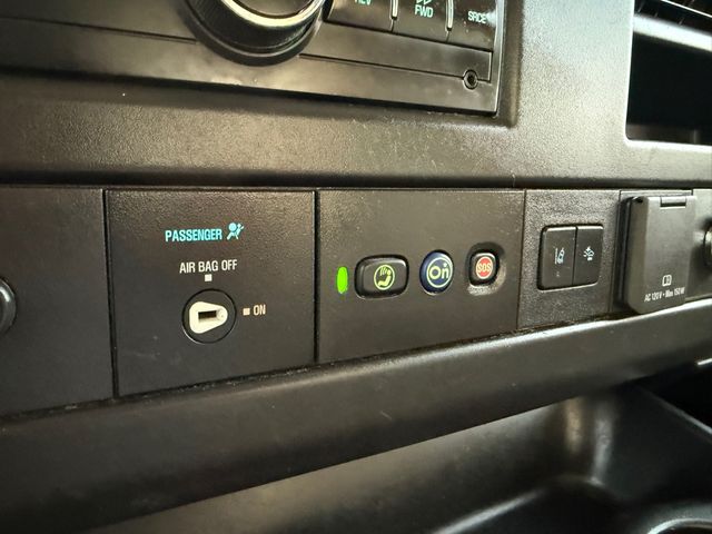 2021 GMC SAVANA G3500 16FT Box Tuck V8 | Canton, Ohio | Ohio Auto Warehouse LLC 2021 GMC SAVANA G3500 16FT Box Tuck V8 | Canton, Ohio | Ohio Auto Warehouse LLC