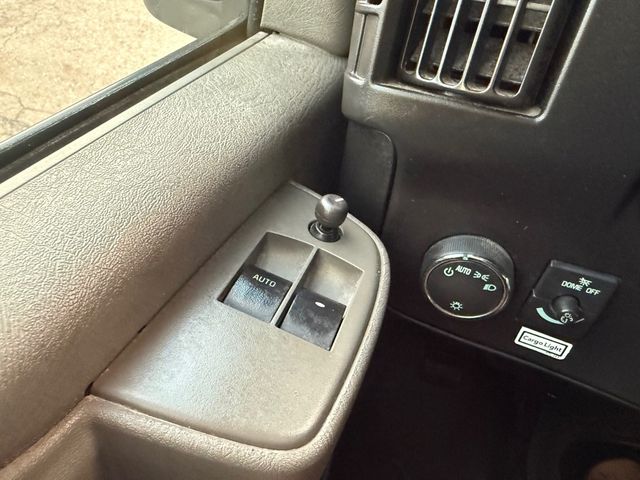 2021 GMC SAVANA G3500 16FT Box Tuck V8 | Canton, Ohio | Ohio Auto Warehouse LLC