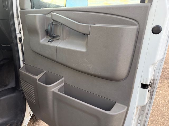 2021 GMC SAVANA G3500 16FT Box Tuck V8 | Canton, Ohio | Ohio Auto Warehouse LLC 2021 GMC SAVANA G3500 16FT Box Tuck V8 | Canton, Ohio | Ohio Auto Warehouse LLC