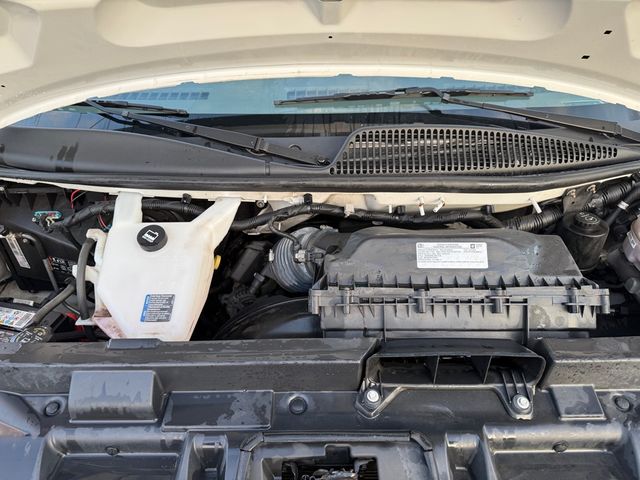 2021 GMC SAVANA G3500 16FT Box Tuck V8 | Canton, Ohio | Ohio Auto Warehouse LLC 2021 GMC SAVANA G3500 16FT Box Tuck V8 | Canton, Ohio | Ohio Auto Warehouse LLC