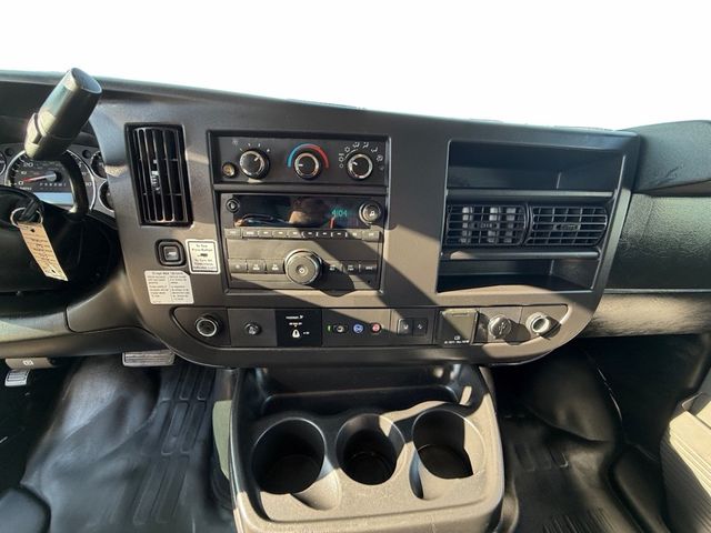 2021 GMC SAVANA G3500 16FT Box V8 | Canton, Ohio | Ohio Auto Warehouse LLC 2021 GMC SAVANA G3500 16FT Box V8 | Canton, Ohio | Ohio Auto Warehouse LLC