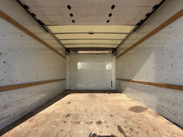 2021 GMC SAVANA G3500 16FT Box V8 | Canton, Ohio | Ohio Auto Warehouse LLC 2021 GMC SAVANA G3500 16FT Box V8 | Canton, Ohio | Ohio Auto Warehouse LLC