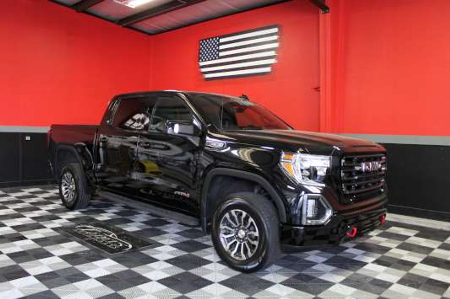 2021 GMC Sierra 1500 AT4 - 1