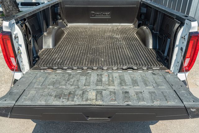 2021 GMC Sierra 2500HD AT4 PREMIUM 4X4 / CLEAN CARFAX / LOADED / DURAMAX | Austin, TX | Rocky Mountain Truck Stop Austin 2021 GMC Sierra 2500HD AT4 PREMIUM 4X4 / CLEAN CARFAX / LOADED / DURAMAX | Austin, TX | Rocky Mountain Truck Stop Austin