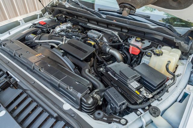 2021 GMC Sierra 2500HD AT4 PREMIUM 4X4 / CLEAN CARFAX / LOADED / DURAMAX | Austin, TX | Rocky Mountain Truck Stop Austin 2021 GMC Sierra 2500HD AT4 PREMIUM 4X4 / CLEAN CARFAX / LOADED / DURAMAX | Austin, TX | Rocky Mountain Truck Stop Austin