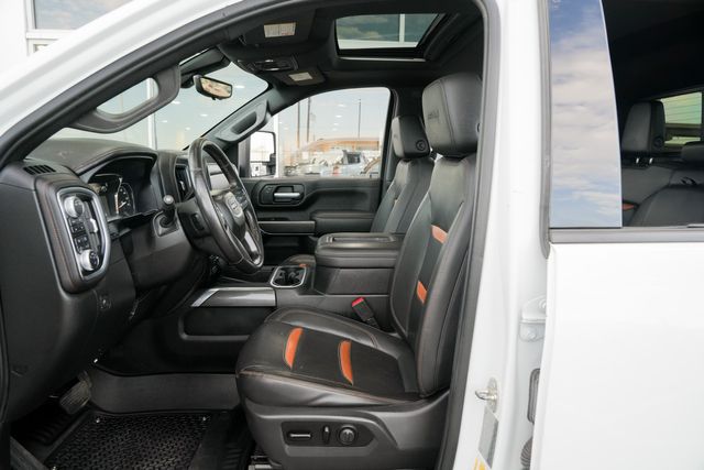 2021 GMC Sierra 2500HD AT4 PREMIUM 4X4 / CLEAN CARFAX / LOADED / DURAMAX | Austin, TX | Rocky Mountain Truck Stop Austin