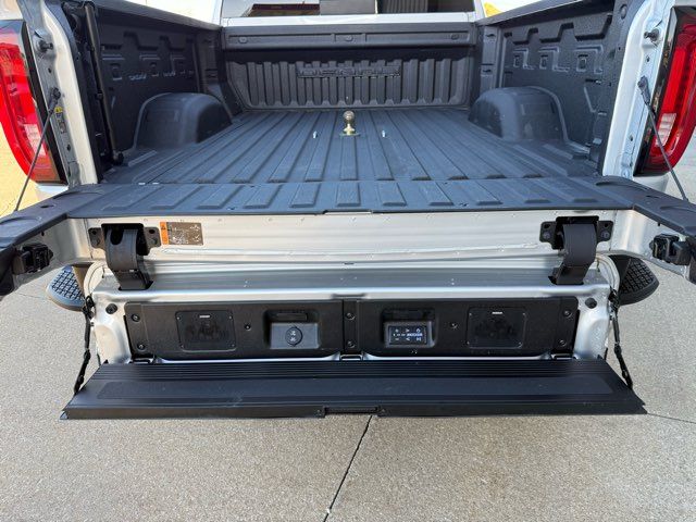 2021 GMC Sierra 2500HD Denali | Gifford, IL | Trav's Automotive 2021 GMC Sierra 2500HD Denali | Gifford, IL | Trav's Automotive