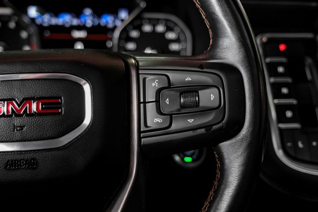 2021 GMC Yukon AT4 2021 GMC Yukon AT4