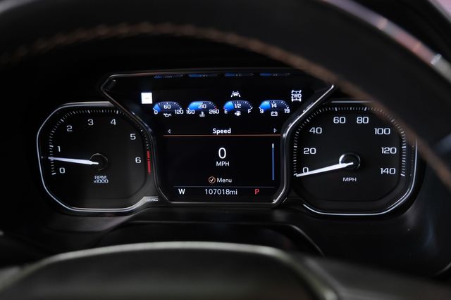 2021 GMC Yukon AT4 2021 GMC Yukon AT4