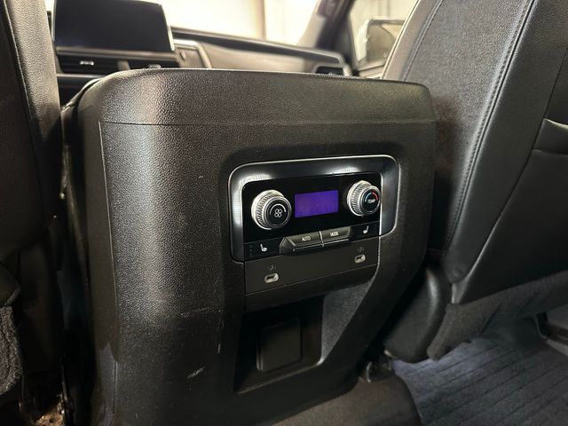 2021 GMC Yukon SLT Luxury Package Duramax 3.0 Turbodiesel | Irving, Texas | Hopper Motorplex 2021 GMC Yukon SLT Luxury Package Duramax 3.0 Turbodiesel | Irving, Texas | Hopper Motorplex