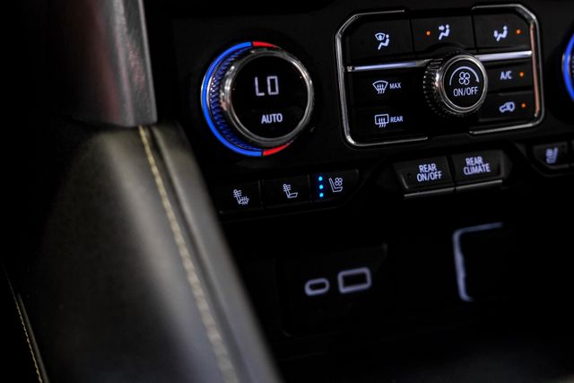 2021 GMC Yukon XL SLT,4WD,ROOF,HTD/COOL LTH,20'S,DIESEL,65K MILES | Carrollton, TX | Texas Vehicle Exchange