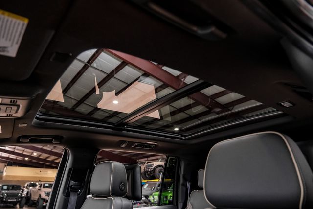 2021 GMC Yukon XL SLT,4WD,ROOF,HTD/COOL LTH,20'S,DIESEL,65K MILES | Carrollton, TX | Texas Vehicle Exchange 2021 GMC Yukon XL SLT,4WD,ROOF,HTD/COOL LTH,20'S,DIESEL,65K MILES | Carrollton, TX | Texas Vehicle Exchange