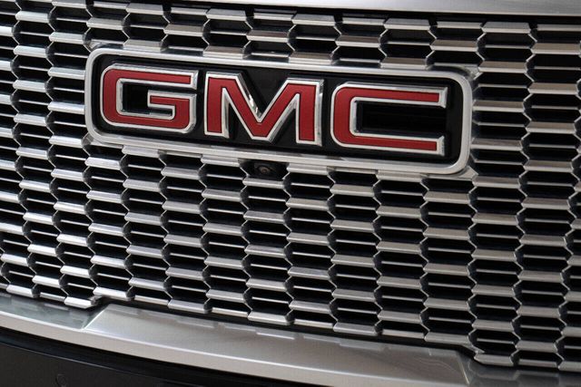 2021 GMC Yukon XL Denali | Houston, TX | Houston Auto Credit