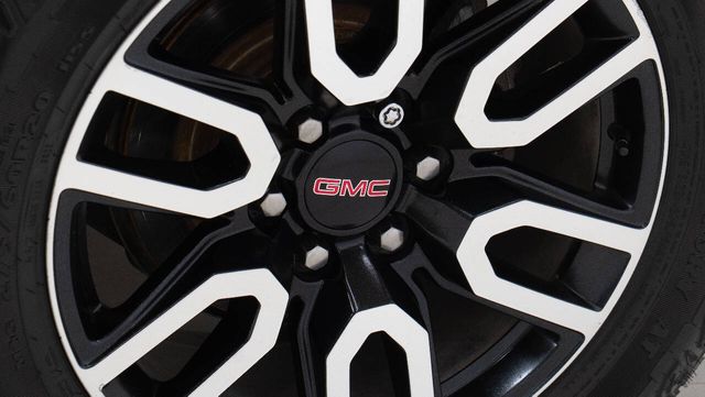 2021 GMC Yukon XL AT4 | Houston, TX | Houston Auto Credit