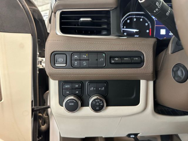 2021 GMC Yukon XL Denali 4WD | Irving, Texas | Hopper Motorplex 2021 GMC Yukon XL Denali 4WD | Irving, Texas | Hopper Motorplex