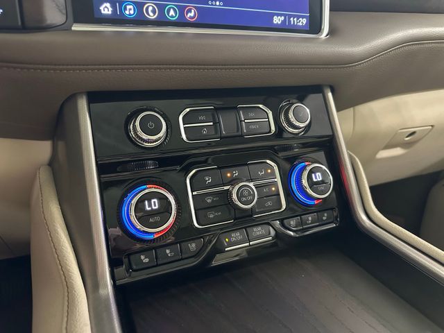 2021 GMC Yukon XL Denali 4WD | Irving, Texas | Hopper Motorplex 2021 GMC Yukon XL Denali 4WD | Irving, Texas | Hopper Motorplex