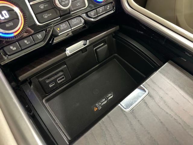 2021 GMC Yukon XL Denali 4WD | Irving, Texas | Hopper Motorplex 2021 GMC Yukon XL Denali 4WD | Irving, Texas | Hopper Motorplex