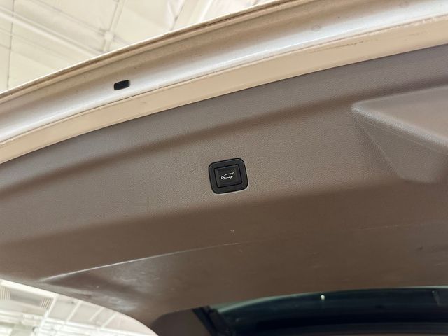 2021 GMC Yukon XL Denali 4WD | Irving, Texas | Hopper Motorplex 2021 GMC Yukon XL Denali 4WD | Irving, Texas | Hopper Motorplex